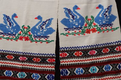 Рушник тканий з лебедями