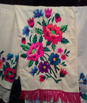 Рушник вишитий технікою "гладь" с.Мукошин Любешівщина Полісся